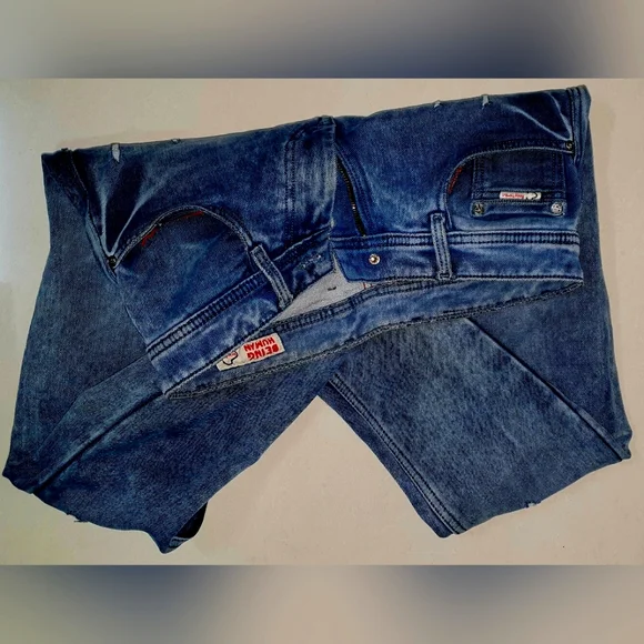 Being human size 30 - Picture 4 of 4